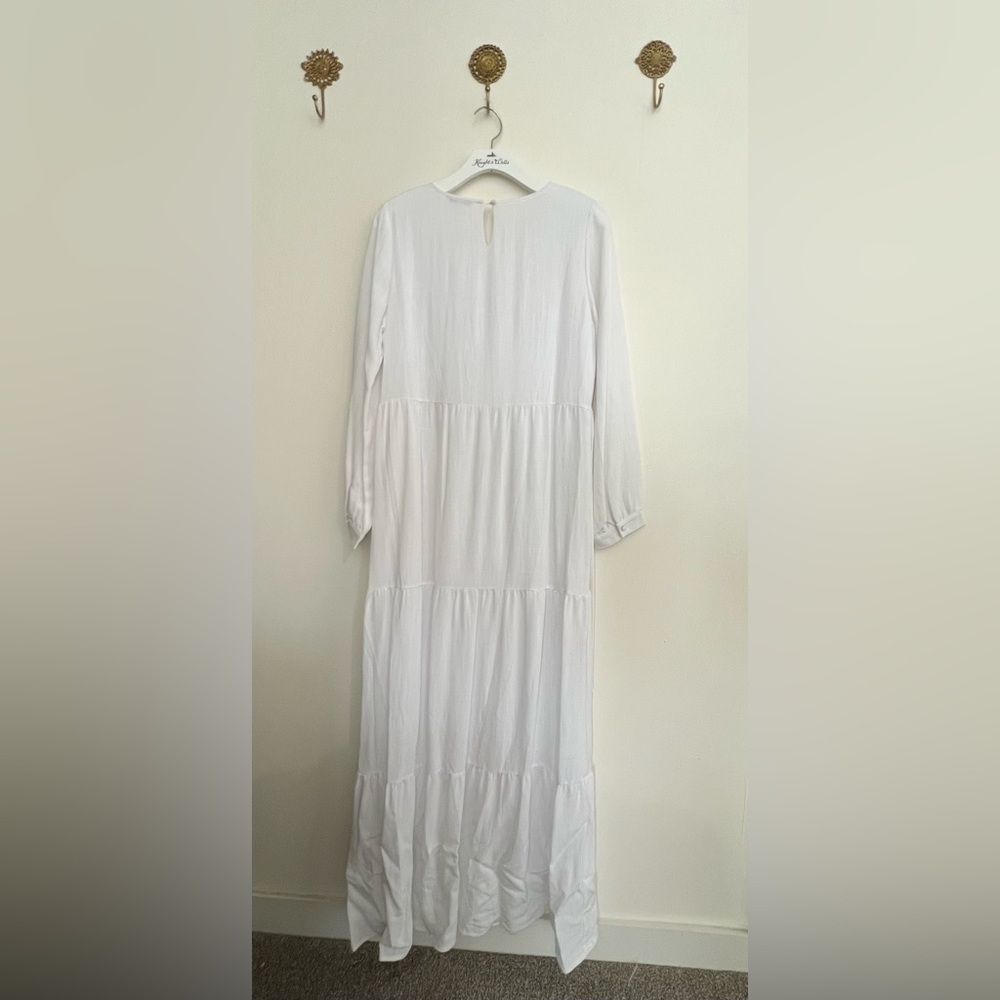 Elegant White Maxi Dress LDS Temple Dress - Picture 2 of 2